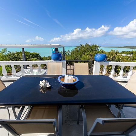Waterside Home, Shaded Whirlpool Spa, Outdoor Dining, Smart Tv, Amazon Prime Five Cays Settlement Екстериор снимка
